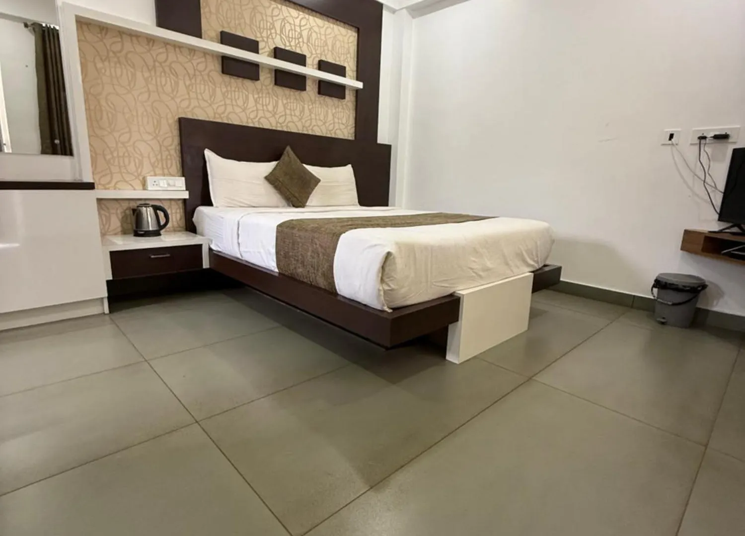 Honey Rock Hotel Kanthalloor