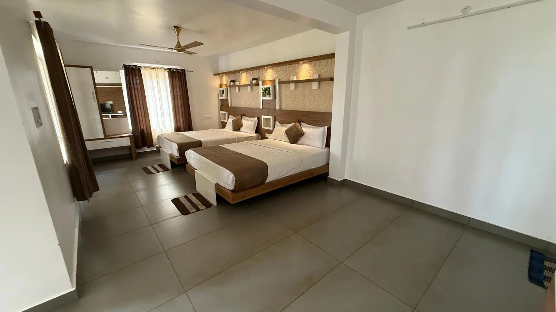 Hotel Honey Rock Kanthalloor